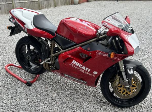 Carl Fogarty Replica Ducati 916